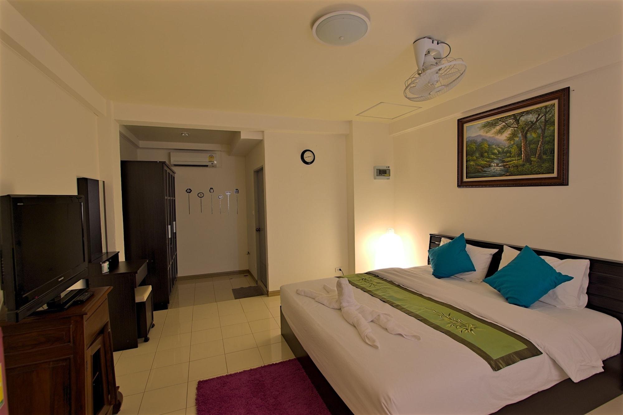 Charn Residence Bangsaen Εξωτερικό φωτογραφία
